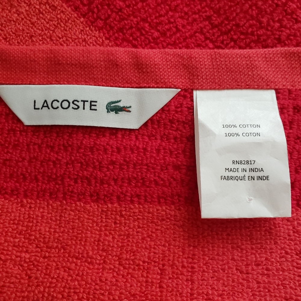 LACOSTE Bath Towels Set of 2 Red 30 x 52 NWT Towel - Picture 4 of 7